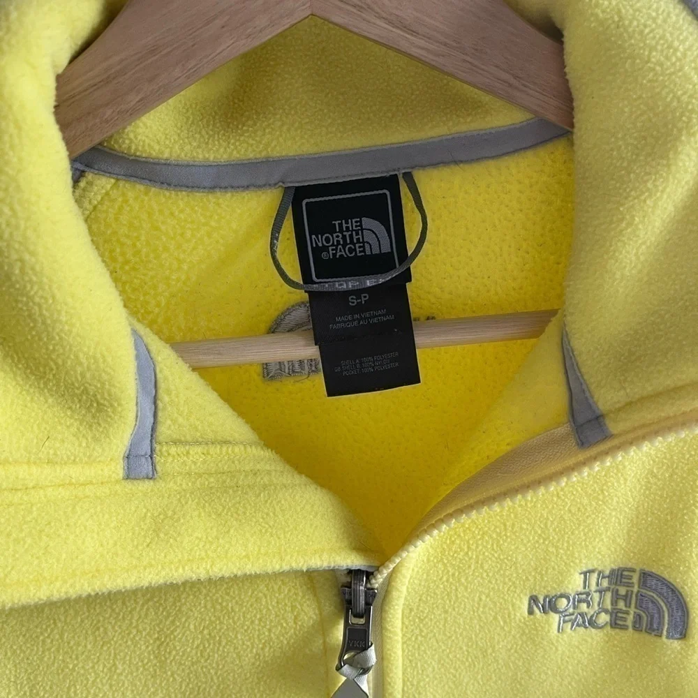 The North Face Fleece Zip Up Jacket - S